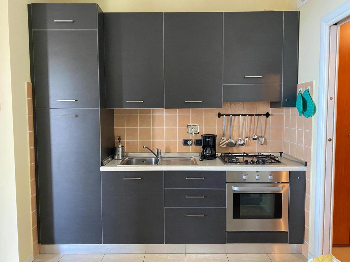 Casa Miradore 600 Mt Dal Mare Imperia Ngoại thất bức ảnh